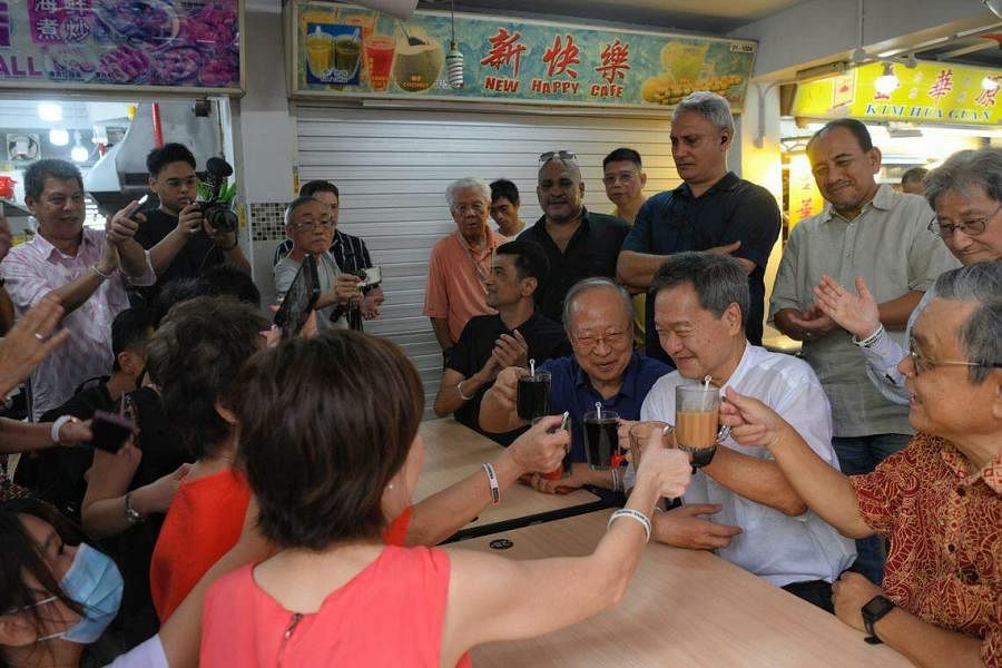 Tan Cheng Bock endorses Tan Kin Lian’s presidential bid